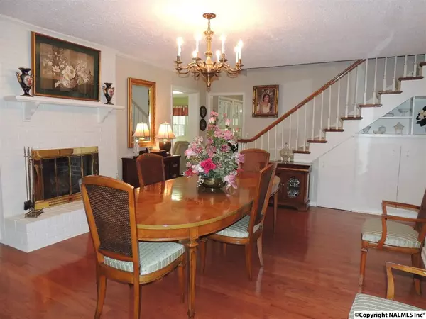 Athens, AL 35611,604 Box Street