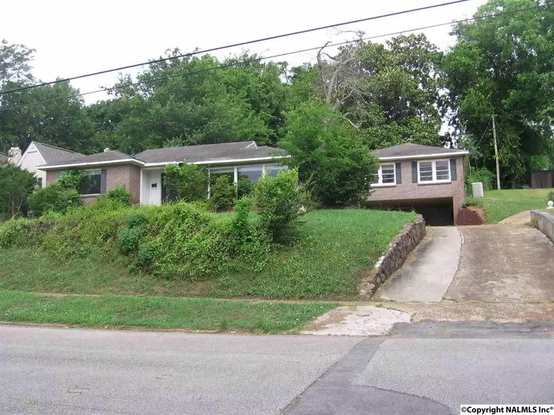 312 Hill Avenue, Guntersville, AL 35976