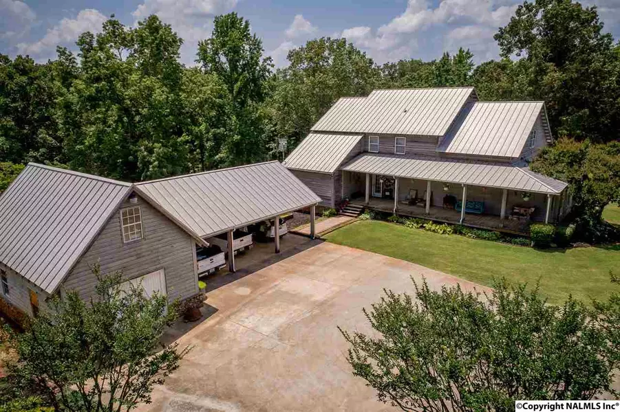 242 Greasey Cove Road, Eva, AL 35621