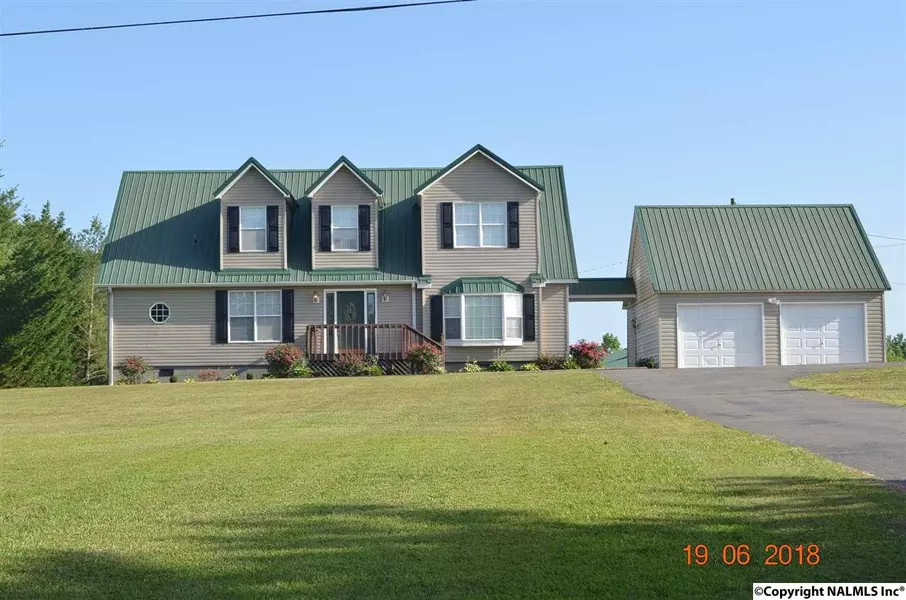 160 County Road 1398, Vinemont, AL 35179