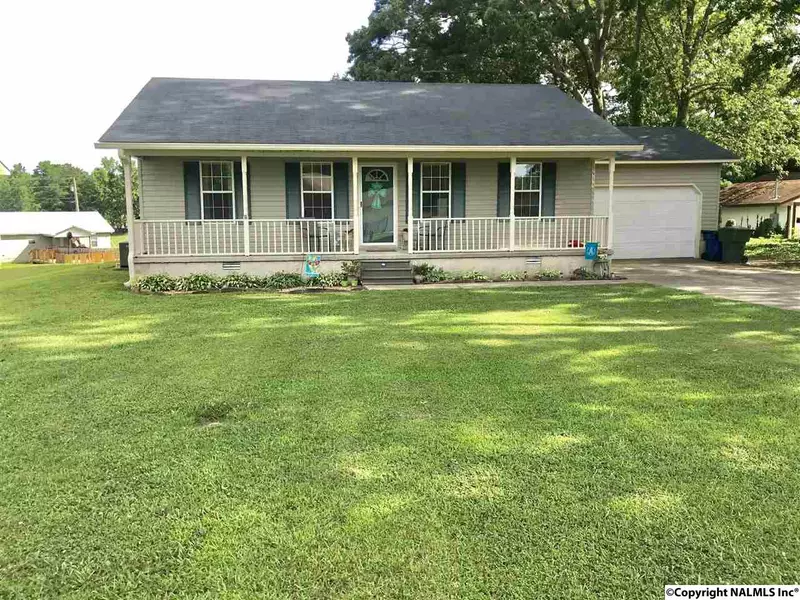 119 Auburn Avenue, Albertville, AL 35951