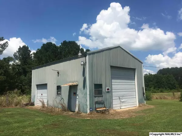 Valermosa Springs, AL 35775,122C Black Road