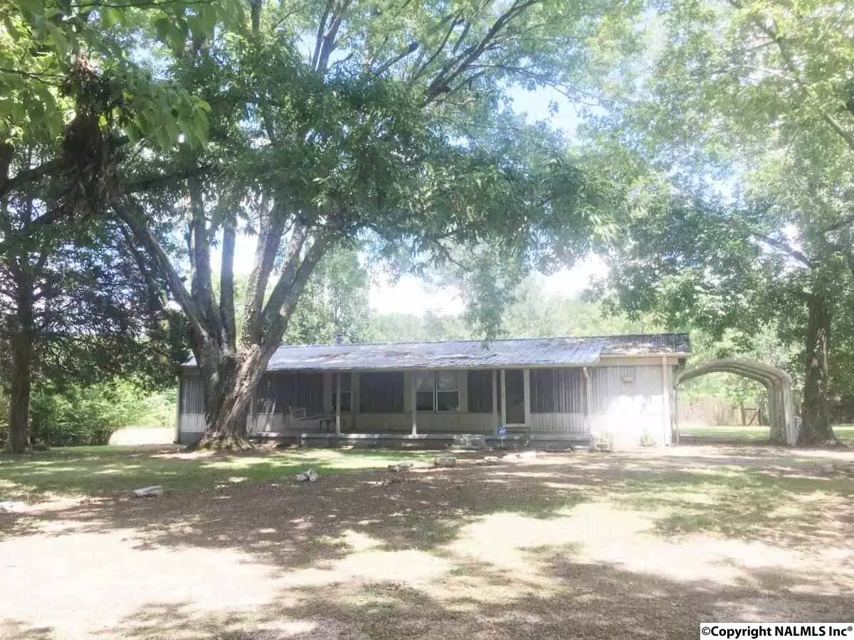 Valermosa Springs, AL 35775,122C Black Road