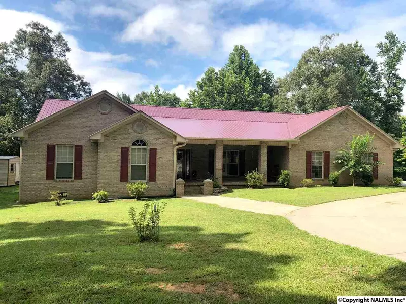 667 County Road 627, Hanceville, AL 35077