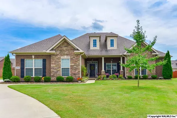 4802 Pinebrook Court, Owens Cross Roads, AL 35763