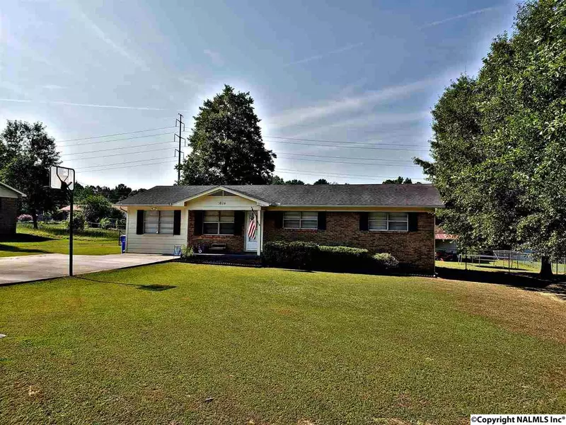 1604 Linwood Street, Hartselle, AL 35640