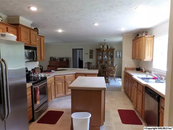 Langston, AL 35755,989 Menominee Road