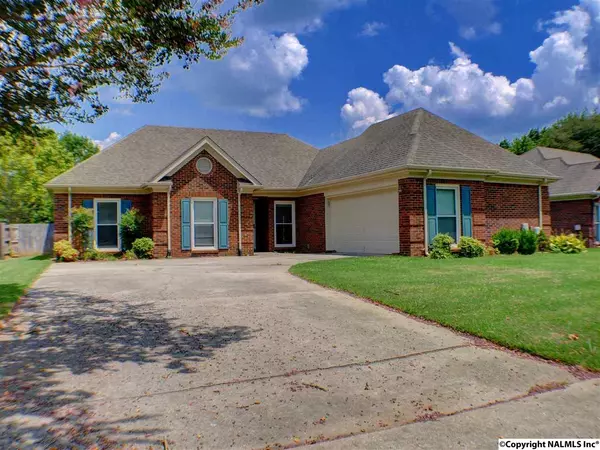 13013 Huntcliff Road, Huntsville, AL 35803