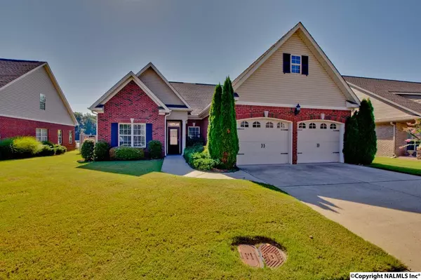 3005 Mallard Point Drive, Owens Cross Roads, AL 35763