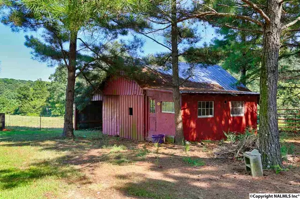 Ethridge, TN 38455,410 Cut Off Road