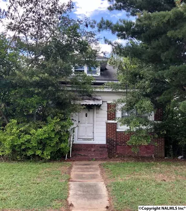 607 SW Central Parkway, Decatur, AL 35601