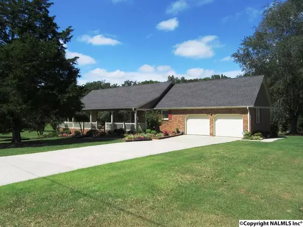 99 Ryan Crest Lane, Decatur, AL 35603