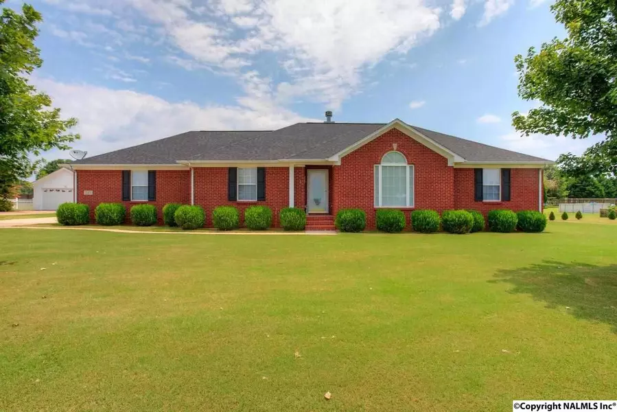 545 Mccollum Road, Meridianville, AL 35759