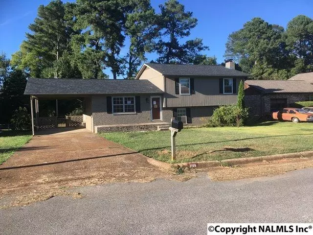 2109 Covington Drive, Florence, AL 35630