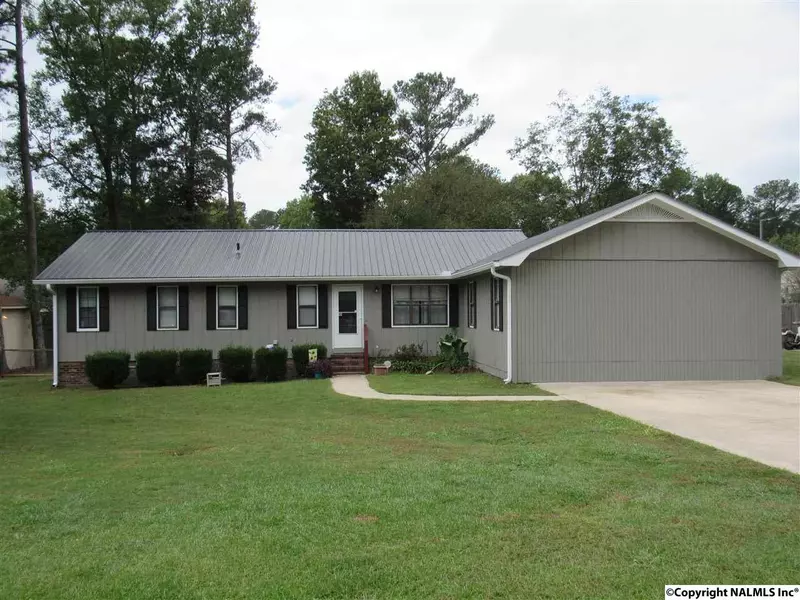 121 Joann Street, Albertville, AL 35950