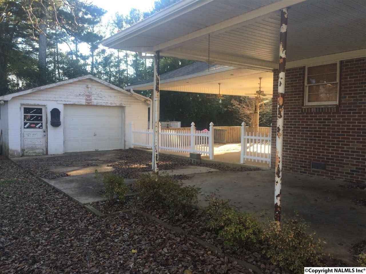 Athens, AL 35611,1303 West Washington Street