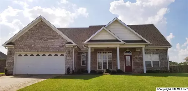 110 Meadow Ridge Drive, Hazel Green, AL 35750