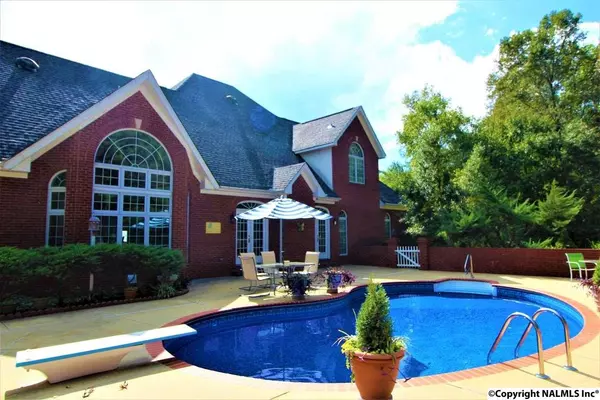 Heflin, AL 36264,211 Lynn Lee Way