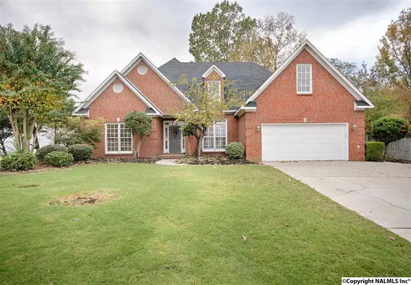 1913 SW Chesapeake Trail, Decatur, AL 35603