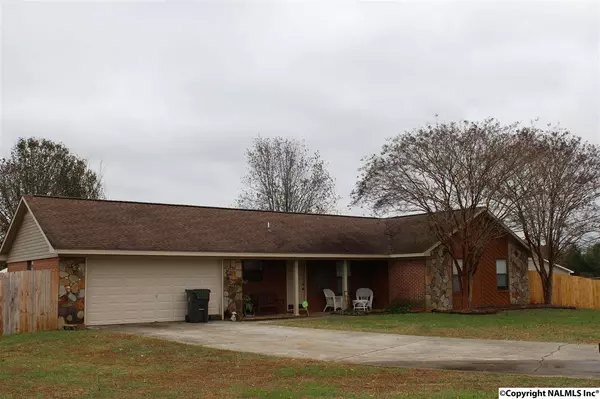 Hazel Green, AL 35750,171 Silverwood Lane