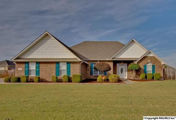 13381 Breckenridge Drive, Athens, AL 35613