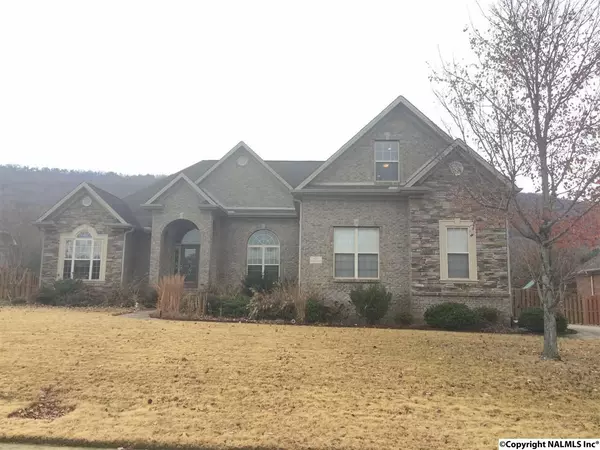 6715 Mountain Ledge Drive, Owens Cross Roads, AL 35763