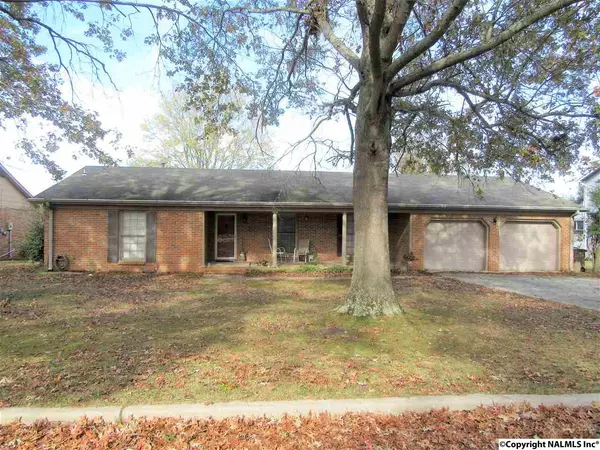 Decatur, AL 35603,2206 St Andrews SW