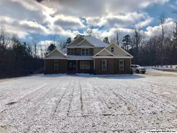 114 Hillsdale Drive, Gurley, AL 35748