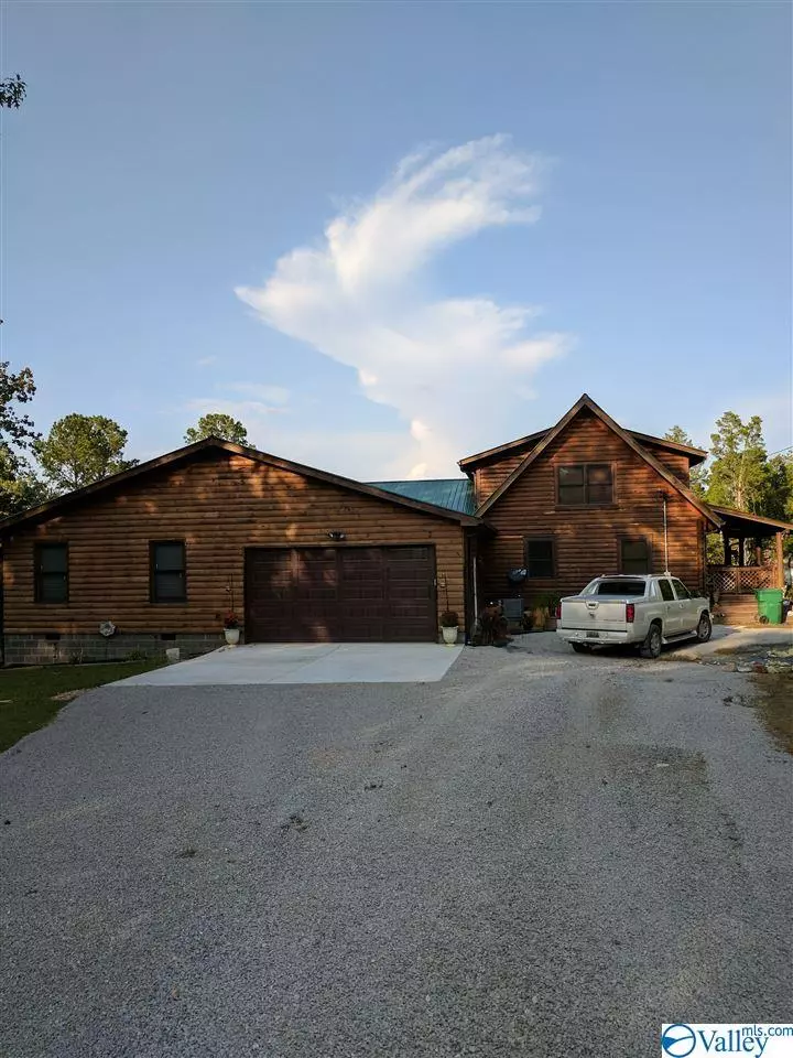 Cedar Bluff, AL 35959,925 County Road 642