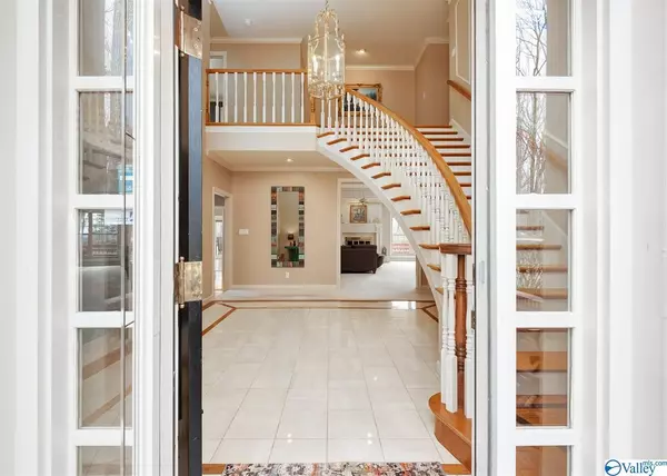 Decatur, AL 35603,4513 Autumn Leaves Trail