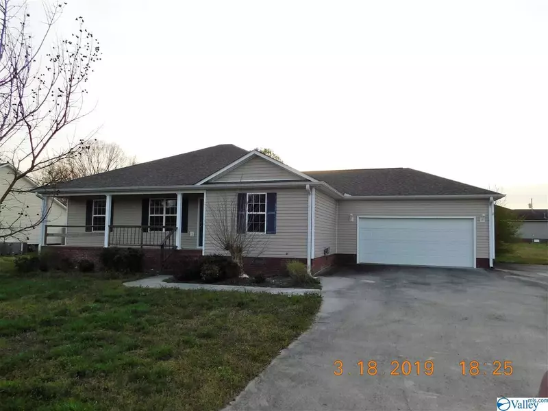 220 Dempsey Court, Arab, AL 35016