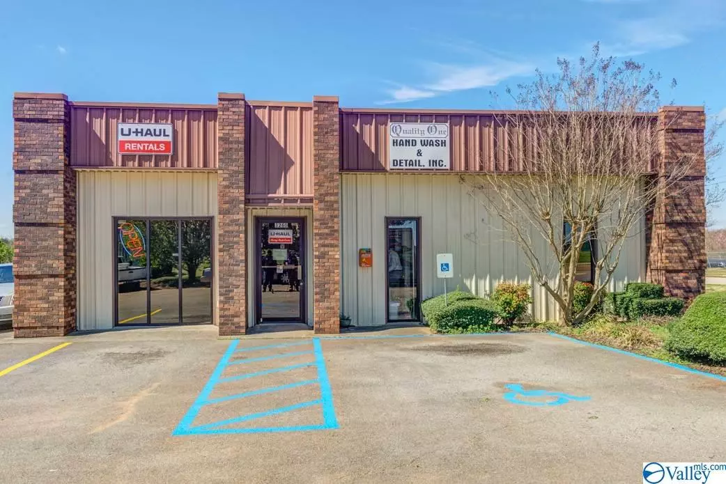 Huntsville, AL 35824,3260 Wall Triana Hwy