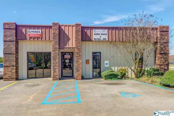 3260 Wall Triana Hwy, Huntsville, AL 35824