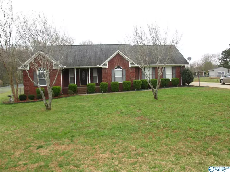 121 Brookview Drive, Hazel Green, AL 35750