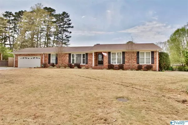 2315 Brookwood Drive, Decatur, AL 35601