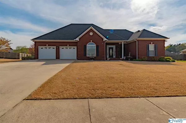 27 Hidden Creek Drive, Trinity, AL 35673