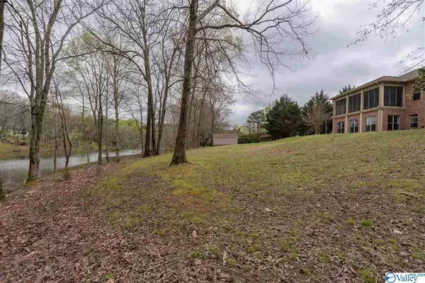 Arab, AL 35016,2110 Pine Lake Trail