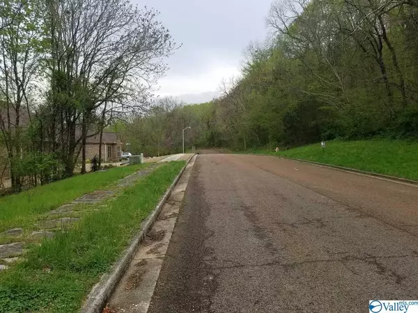 5014 Monica Road NW, Huntsville, AL 35810