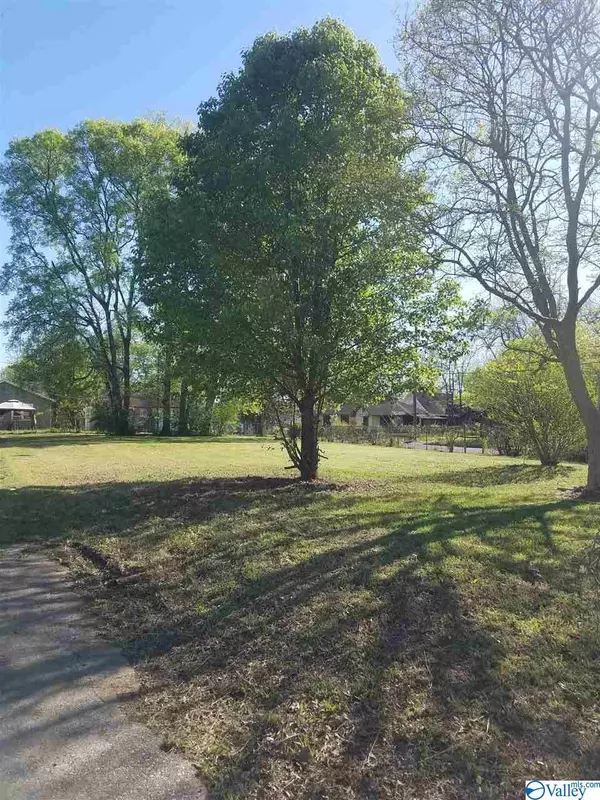 Gadsden, AL 35904,2218 Norris Avenue