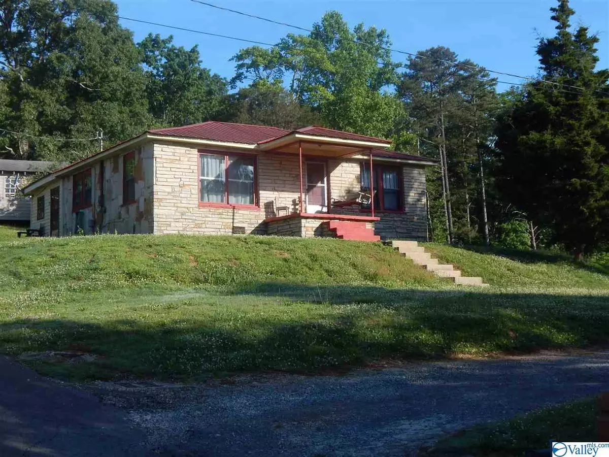 Fort Payne, AL 35967,211 SW 34th Street