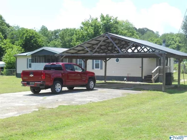 Grant, AL 35747,256 Ross Subdivision Road