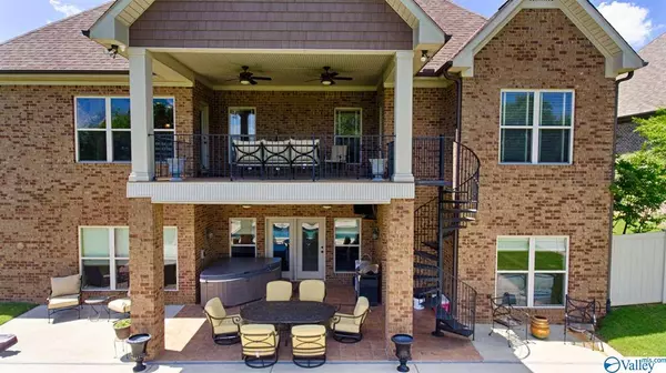 Athens, AL 35613,16270 Travertine Drive