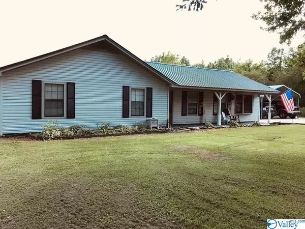 132 Liberty Road, Danville, AL 35619