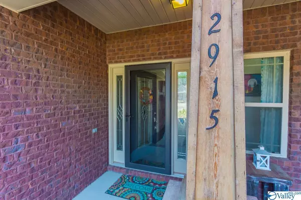 Owens Cross Roads, AL 35763,2915 Pasture View Lane