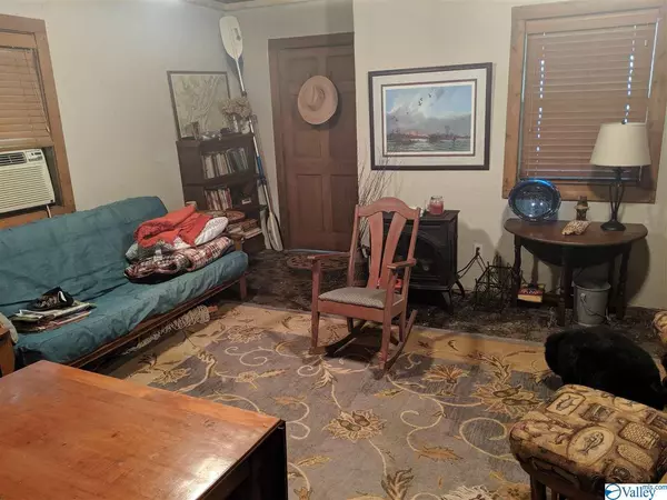 Langston, AL 35755,832 Lakeshore Drive