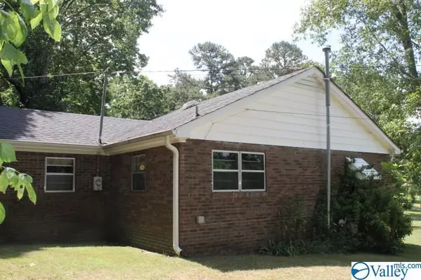 Fort Payne, AL 35967,824 County Road 835