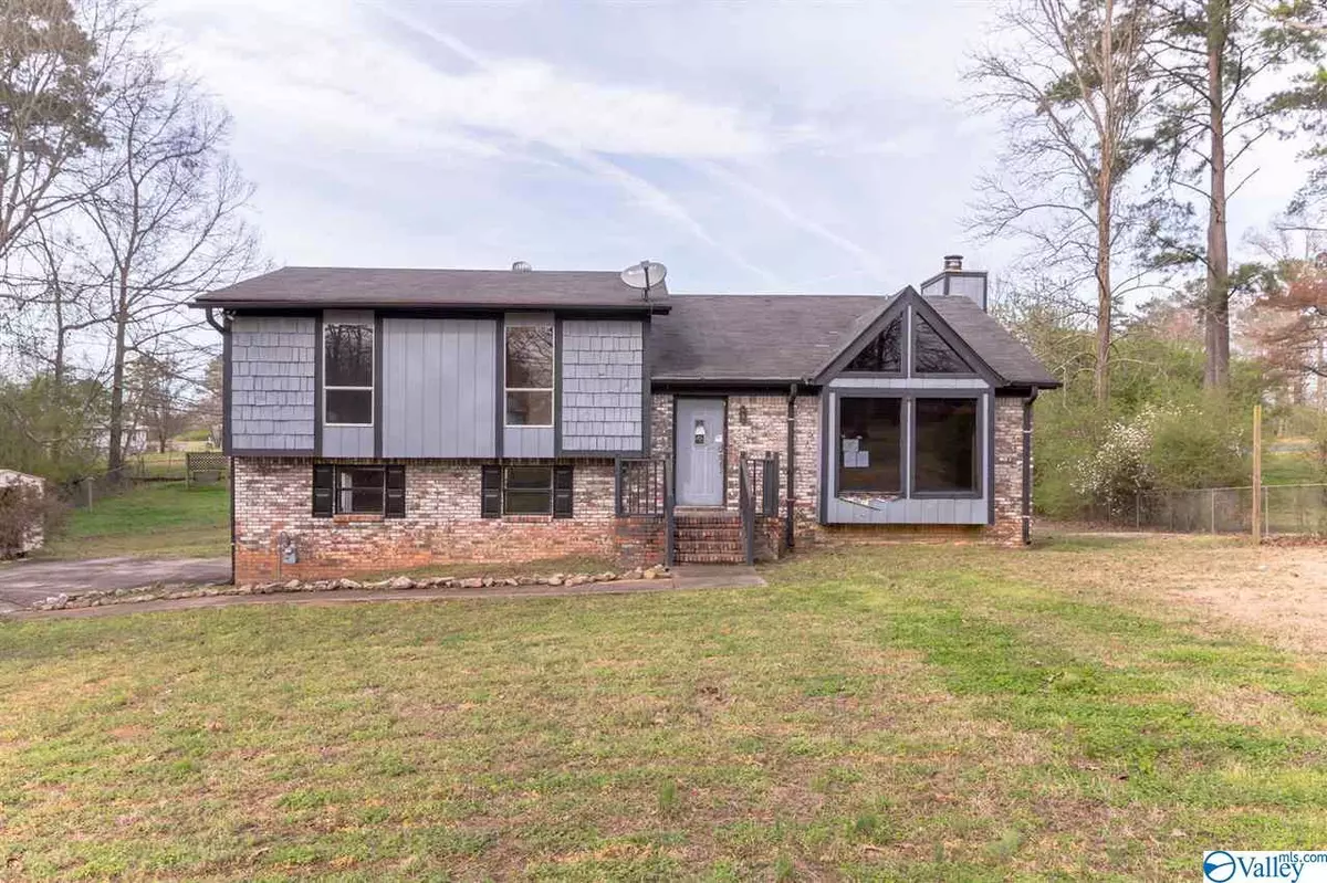 Bessemer, AL 35023,2061 Edenwood Drive