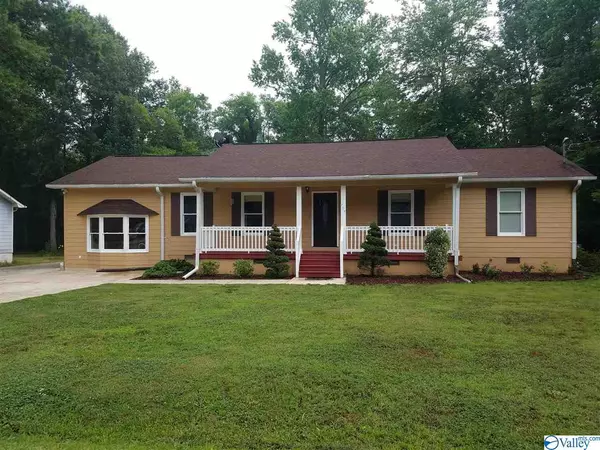 704 Forrest Avenue, Scottsboro, AL 35768