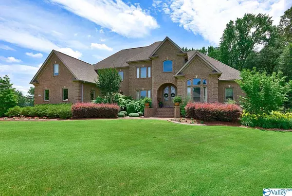 Athens, AL 35613,16242 Travertine Drive