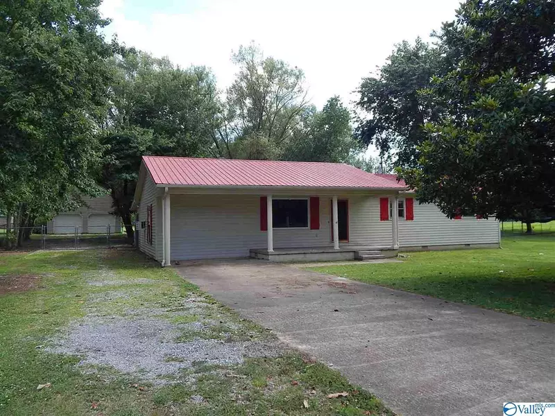 242 E 5th Street, Grant, AL 35747